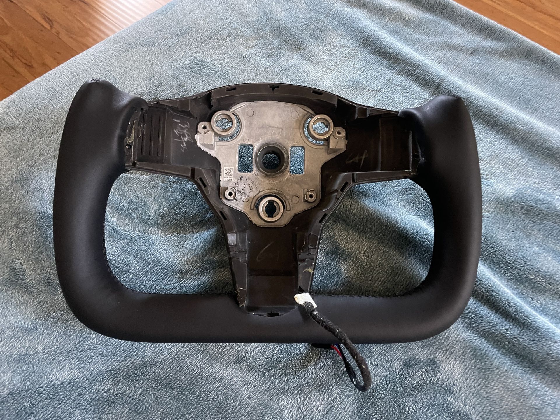 Oem Tesla Model Y/3 Yoke W/heating