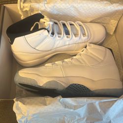 Air Jordan 11 Retro  Legend Blue 9.5