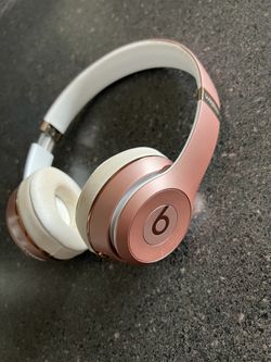 Pink Beats Solo Wireless Headphones With Case