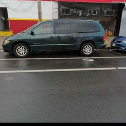 2000 Dodge Caravan
