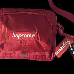 “SS19” Shoulder Bag + Supreme Box Logo Sticker