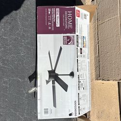 Ceiling fan 52”” everything there with instructions