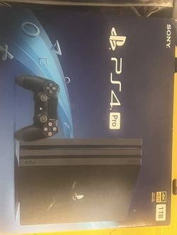 PS4 Pro And ps4