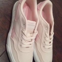 Pink Reebok's