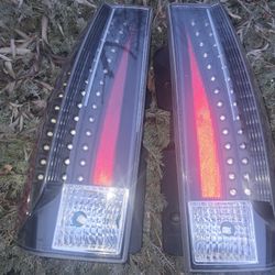 ESCALADE LED TAILIGHTS 