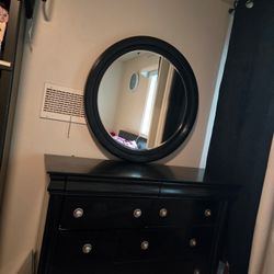 Cabinet With Mirror 