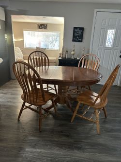 Dining set