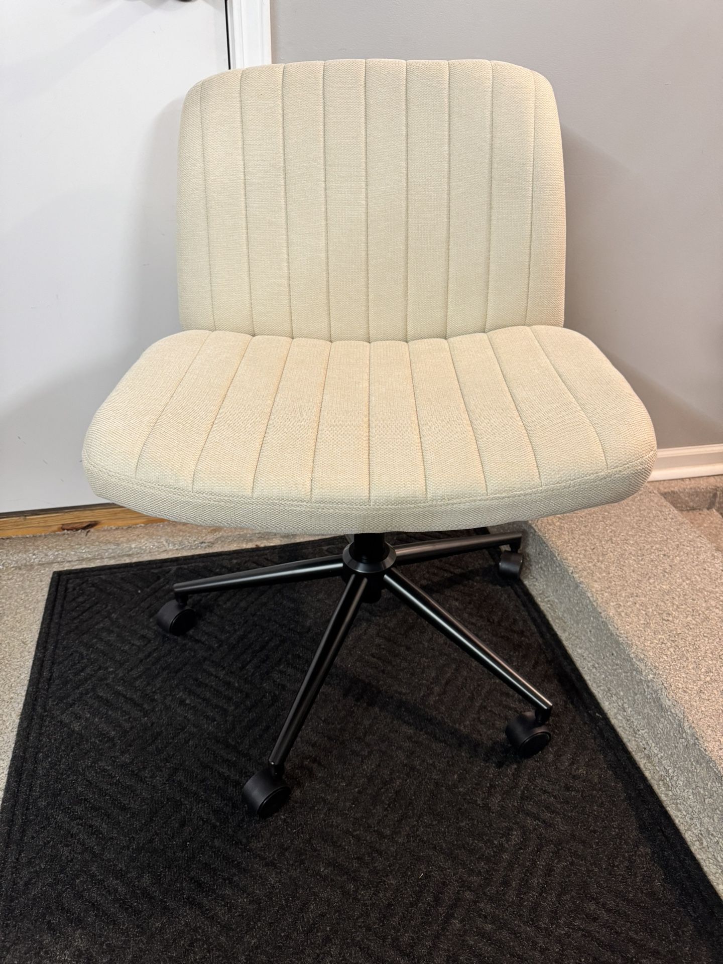 Brand New Beige Fabric Wide Seat Criss Cross Height Adjustable Rolling Office/Vanity Chair