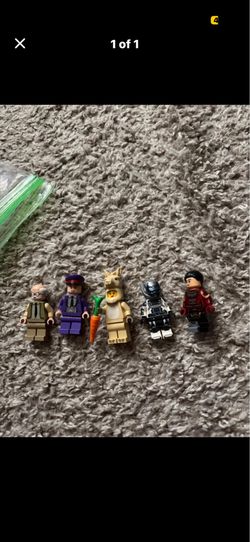 Random Lego Minifigures