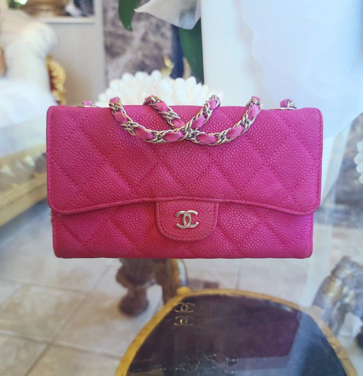 CHANEL 100% Authentic Pink Caviar Flap Wallet on Chain