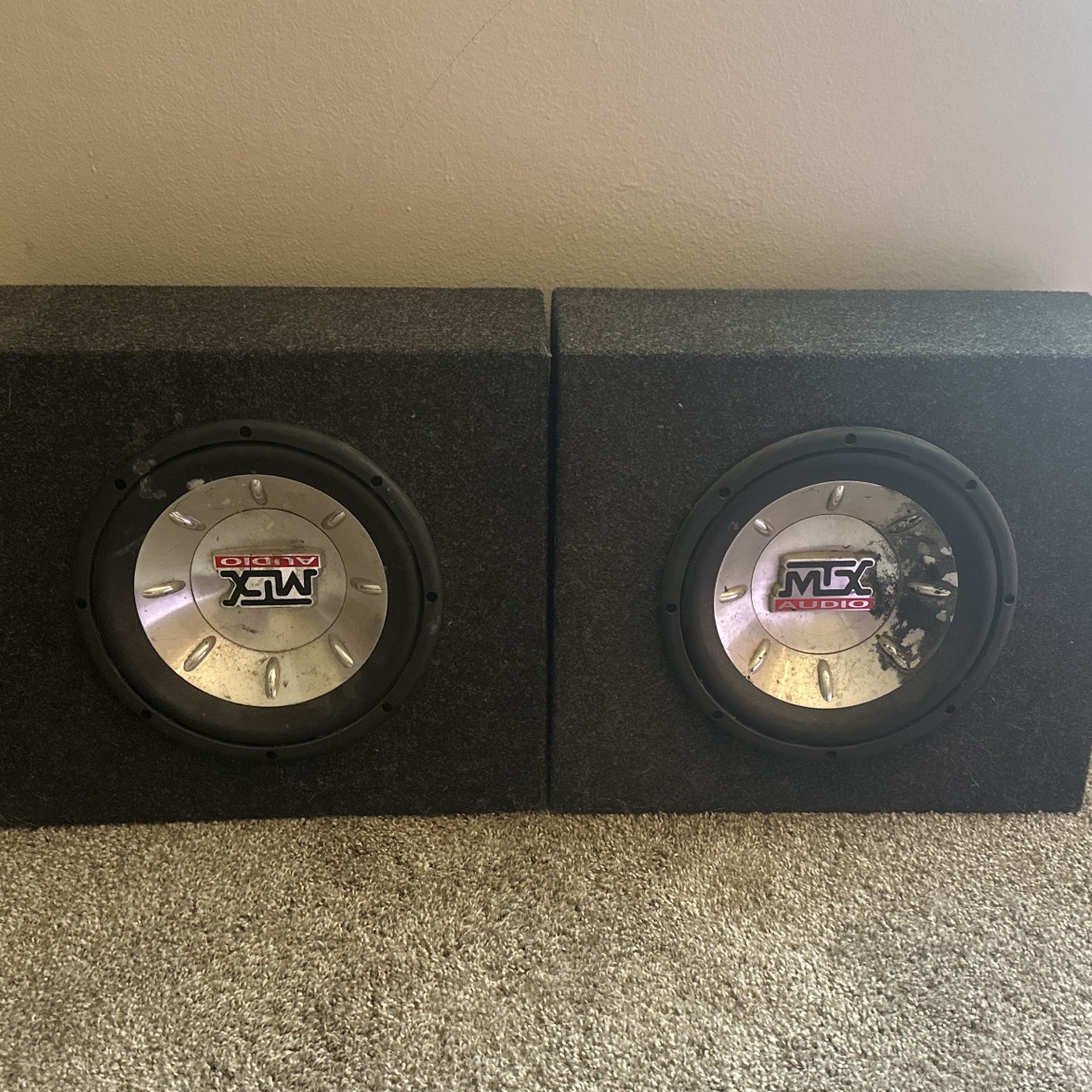 MTX AUDIO 10” Subwoofers