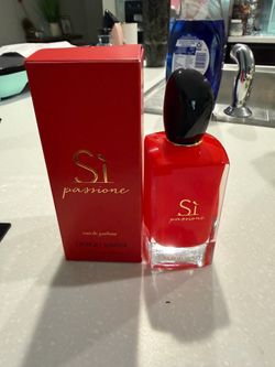 Multiple name brand Colognes