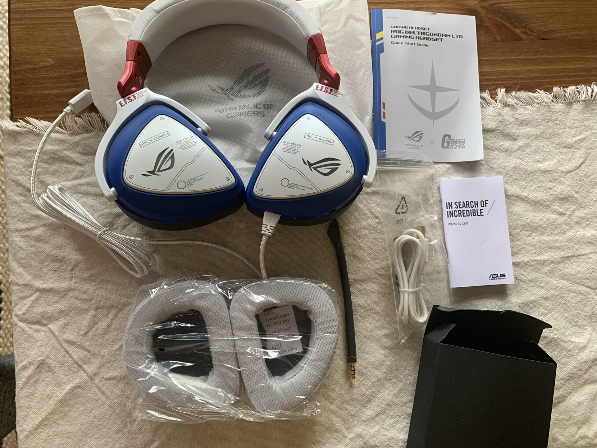 ASUS ROG Delta Gundam Edition Gaming Headset (Limited Edition)