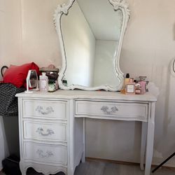 Vanity /  Desk