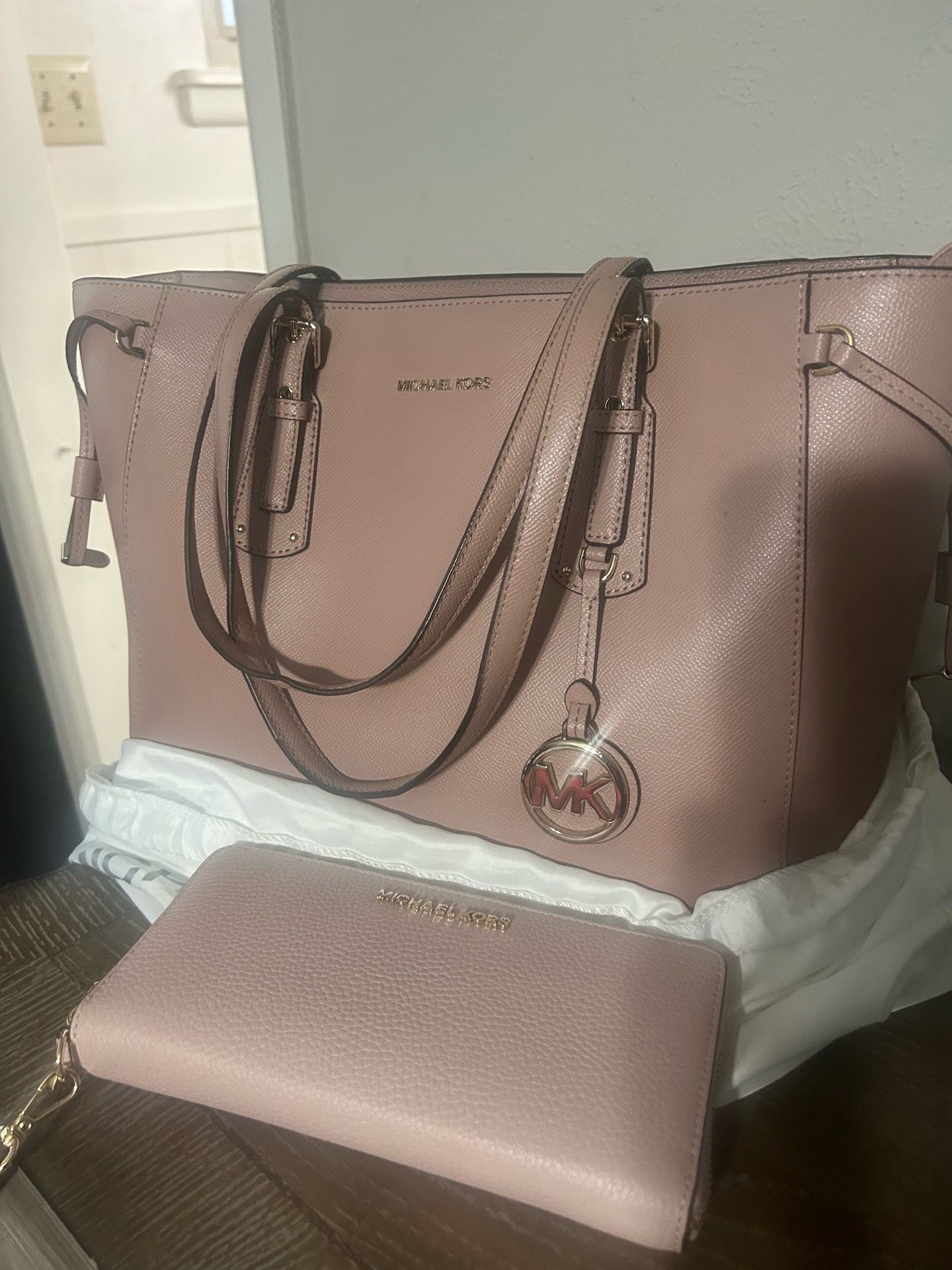 Michael Kors purse and wallet