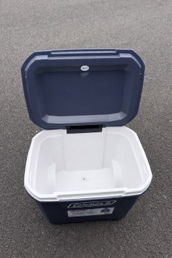 Coleman Chest Cooler amazing condition