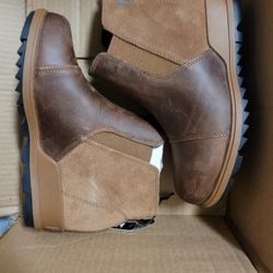 Size 6 SOREL BOOTS 