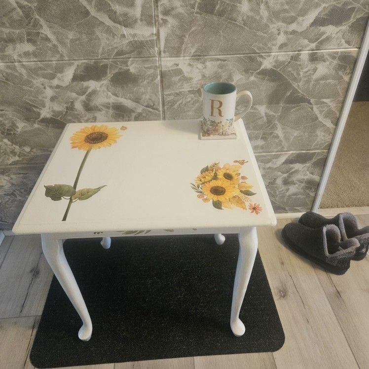 Sunflower End Table