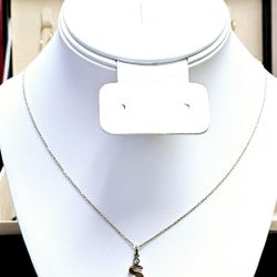 💕18k S Necklace