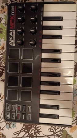 AKAI PROFESSIONAL MPK MINI LAPTOP PRODUCTION KEYBOARD