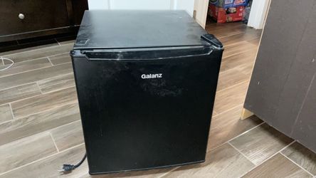 Galanz Small Fridge