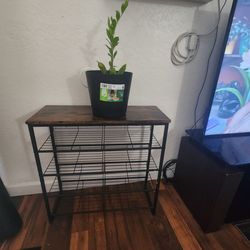 Metal shoe rack