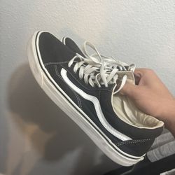 Black N White Vans