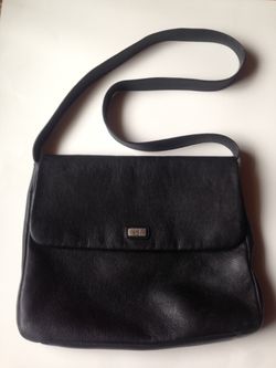 The Sak Flap Black Cross-Body Messenger Leather Purse Satchel Bag