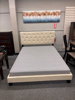 Queen Tufted Bed Frame/Box Spring
