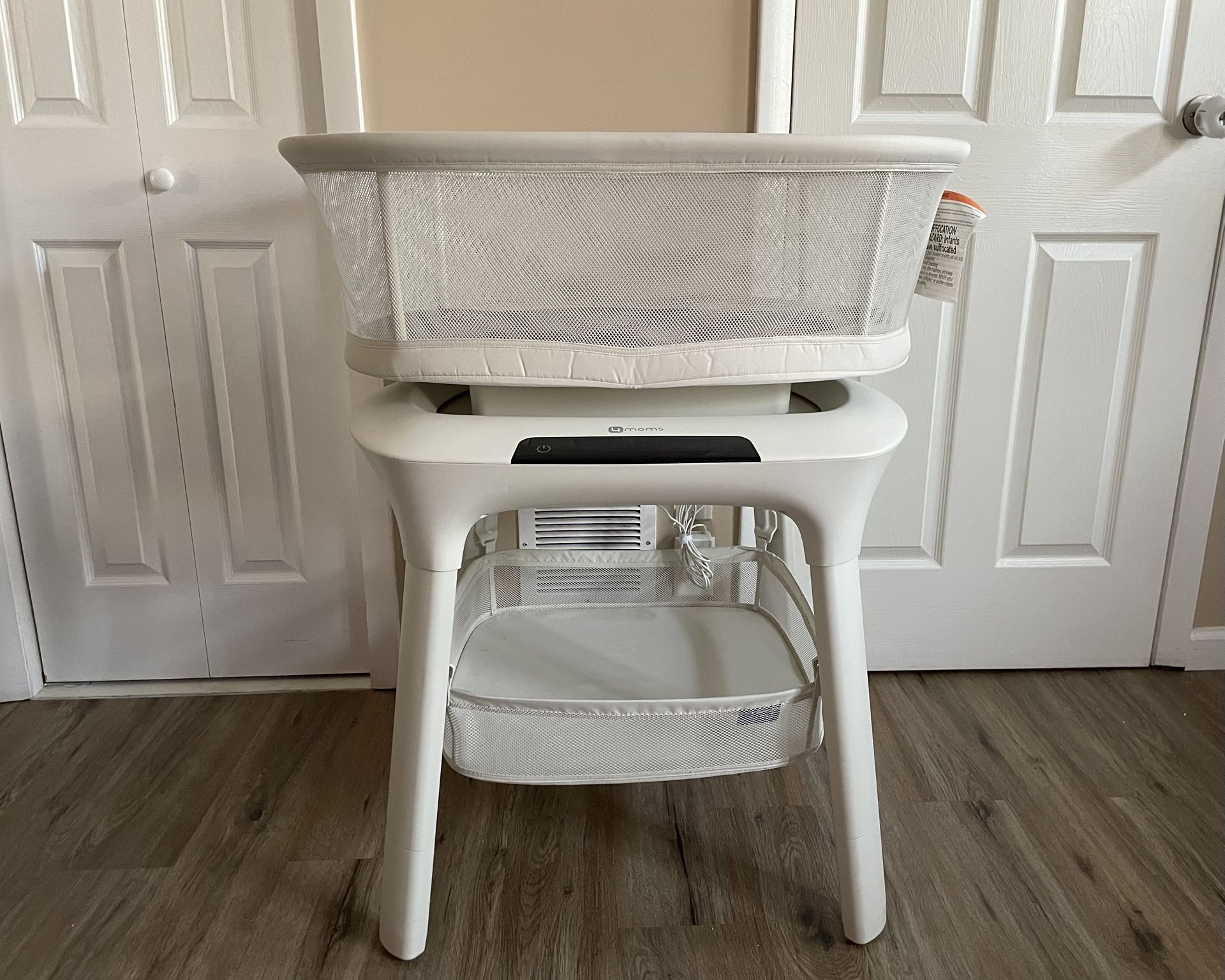 4 Moms Bassinet