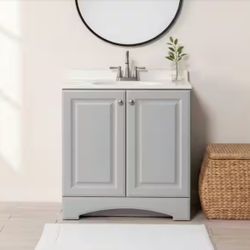 Glacier Bay 31 in. Single Sink Pearl Gray Freestanding Bath Vanity with White Cultured Marble Top (Assembled