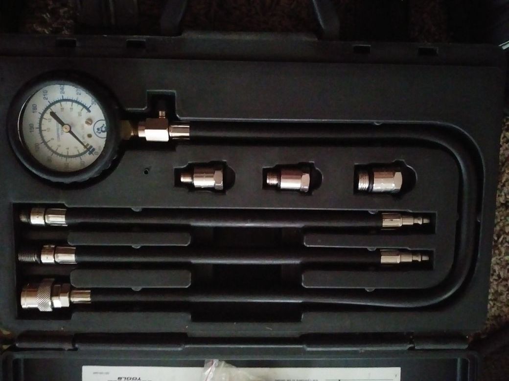 KA-2506 Compression tester kit made by Cornwell tools