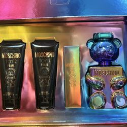 Moschino Toy 🧸 Pearl Perfume Set