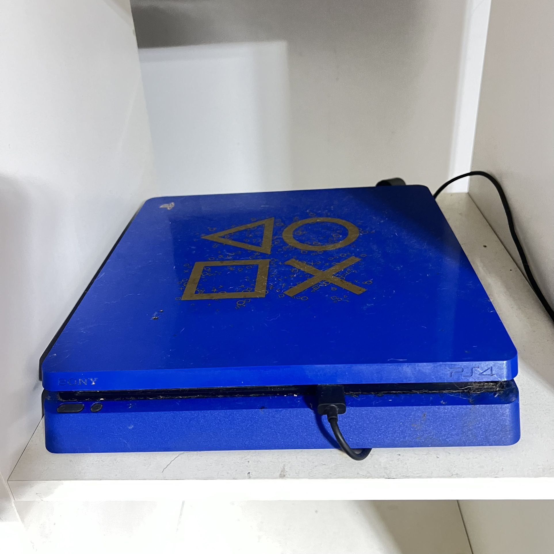 PS4