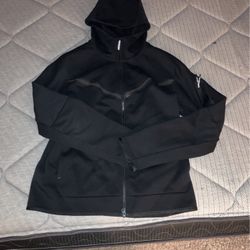 Nike Tech Hoodie