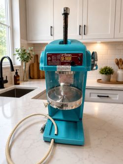 Swan SI-100E Commercial Shaved Ice/Snow Ice Machine – Complete Bundle