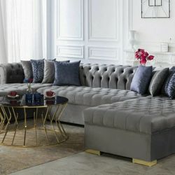 Sheffield Luxury Gray Sectional


