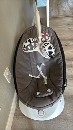 Baby swing