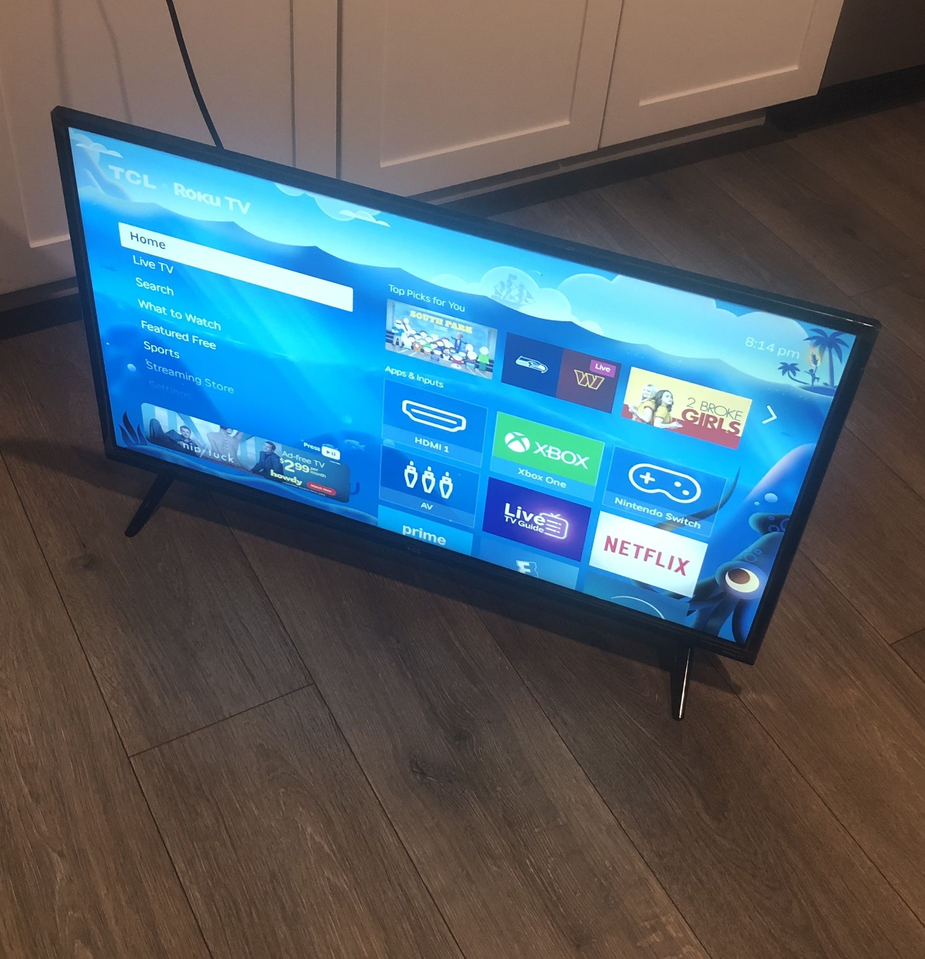 TCL 28" Class HD (720P) Roku Smart LED TV