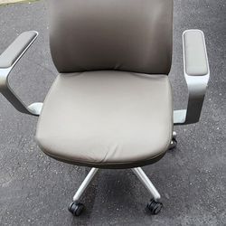 Nice Lazy Boy Chair
