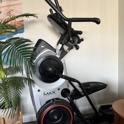 Bowflex Max Trainer M6