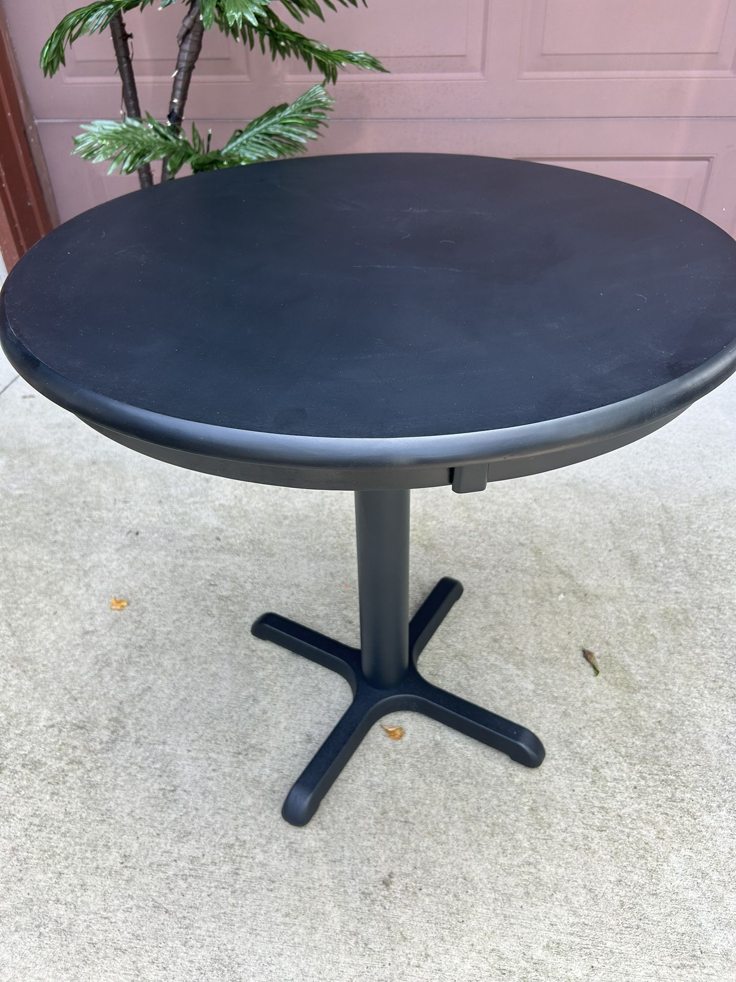 Pub Table