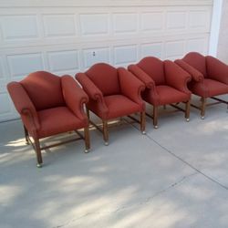 Chairs ×4