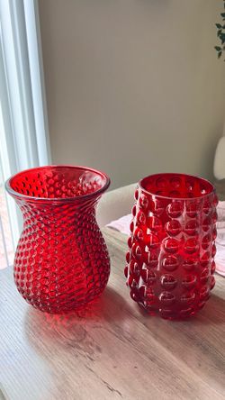 Very beautiful set of 2 vases