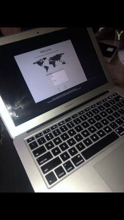 13.3 2017 Mac Book Air “MUST SELL”