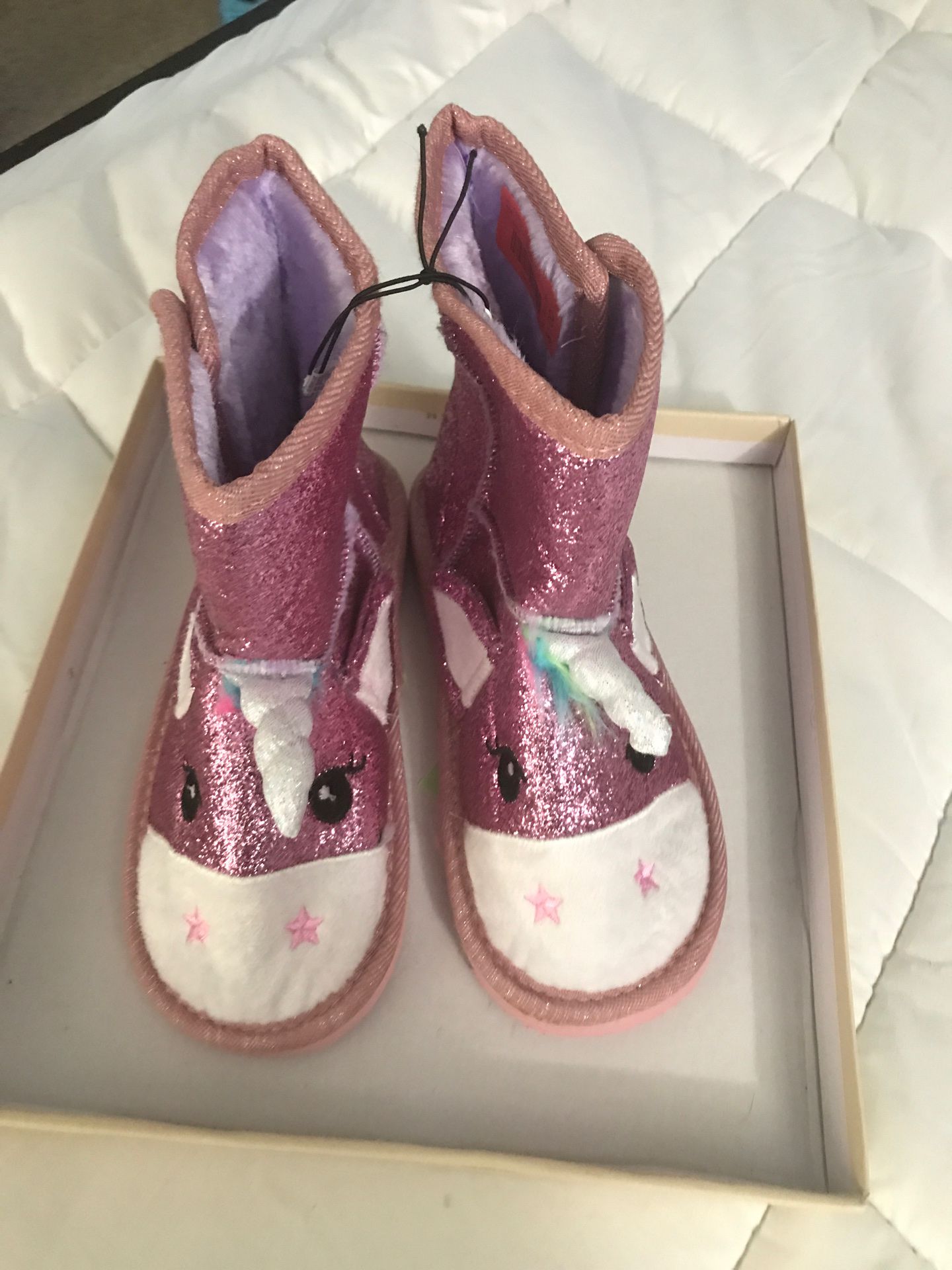 Girls toddler size 4 unicorn boots. BEST OFFER