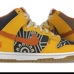 Nike Somos Familia High Top