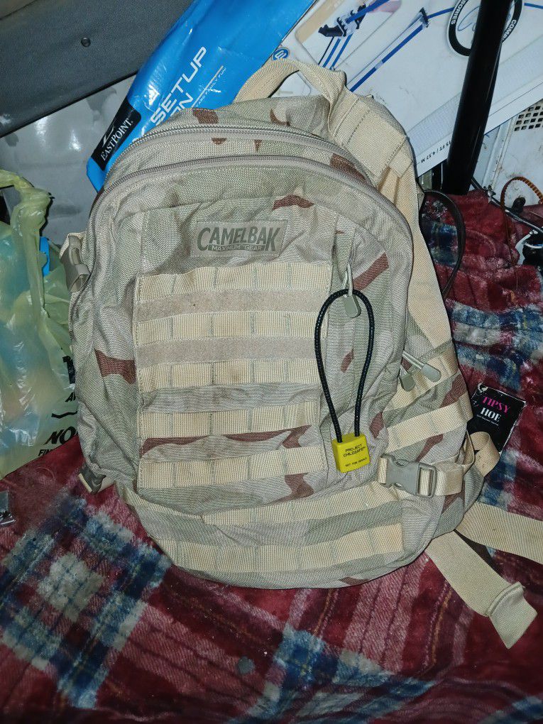 Camelback  Servival Backpack 