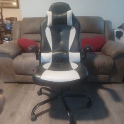 White And Black Gaming Chair 