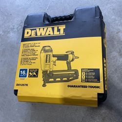 Dewalt 16 Gauge Finish Nail
